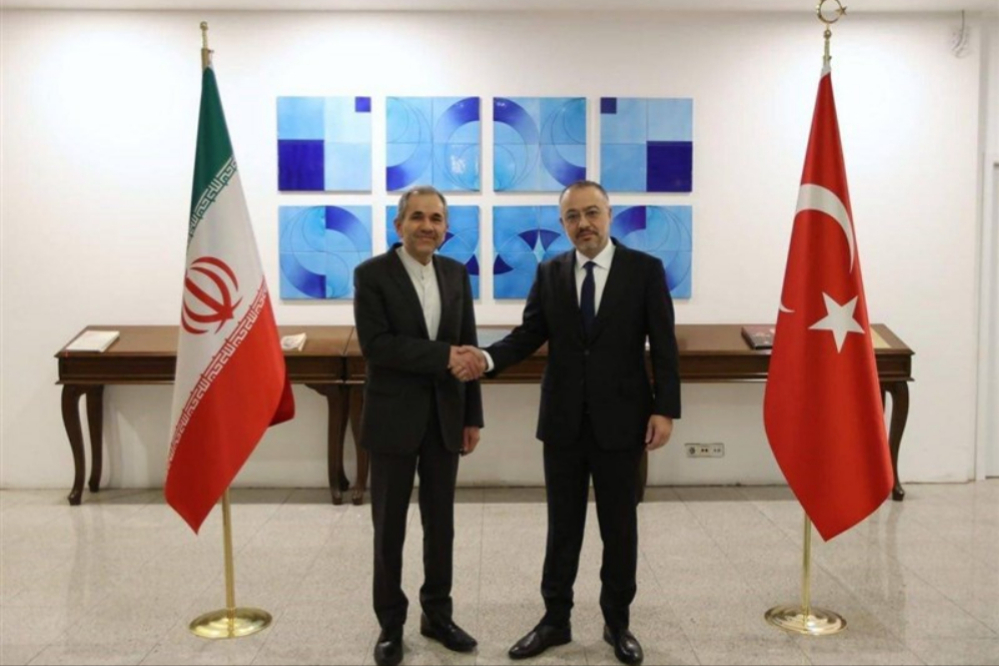 Тахт Раванчи отправился в Анкару