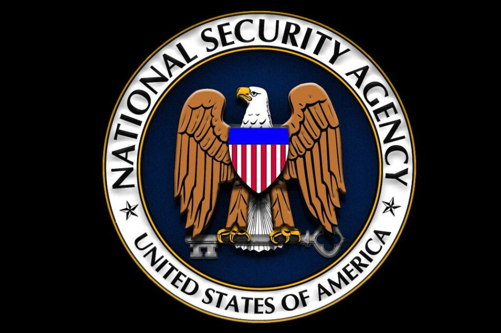 טראמפ מנסה להכניע את ה-CIA ודורש את שמות הסוכנים החדשים שלו