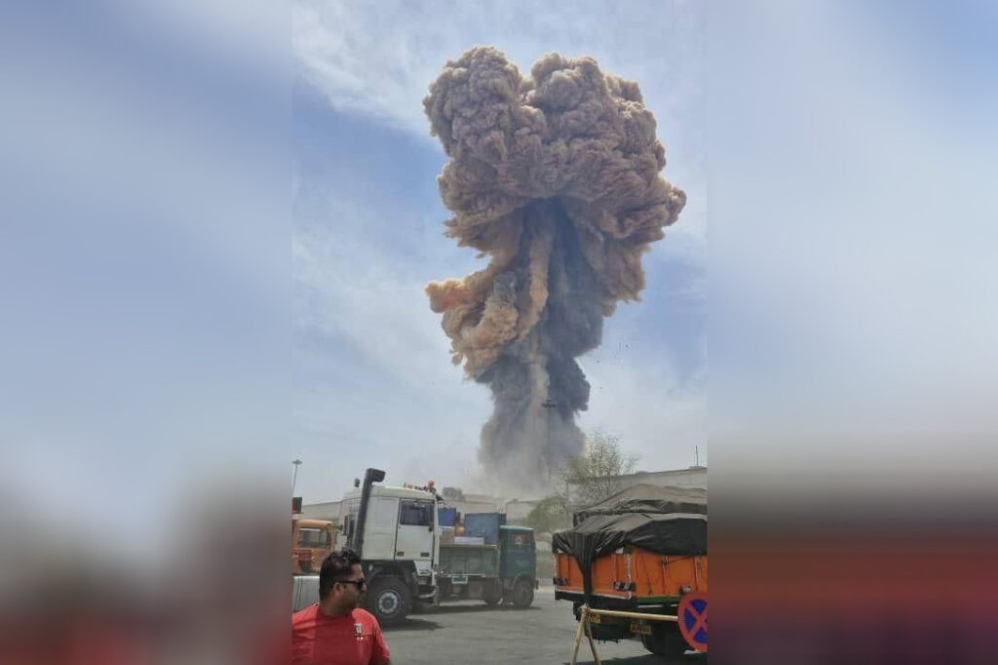 تصاویر دیده نشده  از کانون انفجار و آتش در بندر شهید رجایی +فیلم