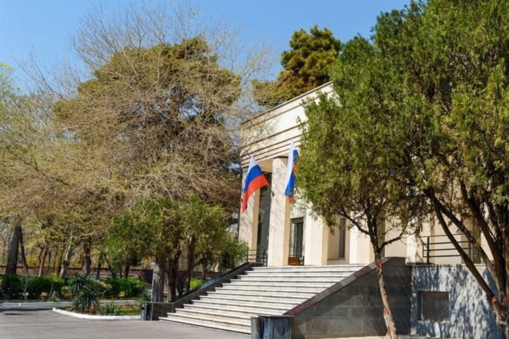 تبریک روز ملی خلیج فارس با لهجه روسی!