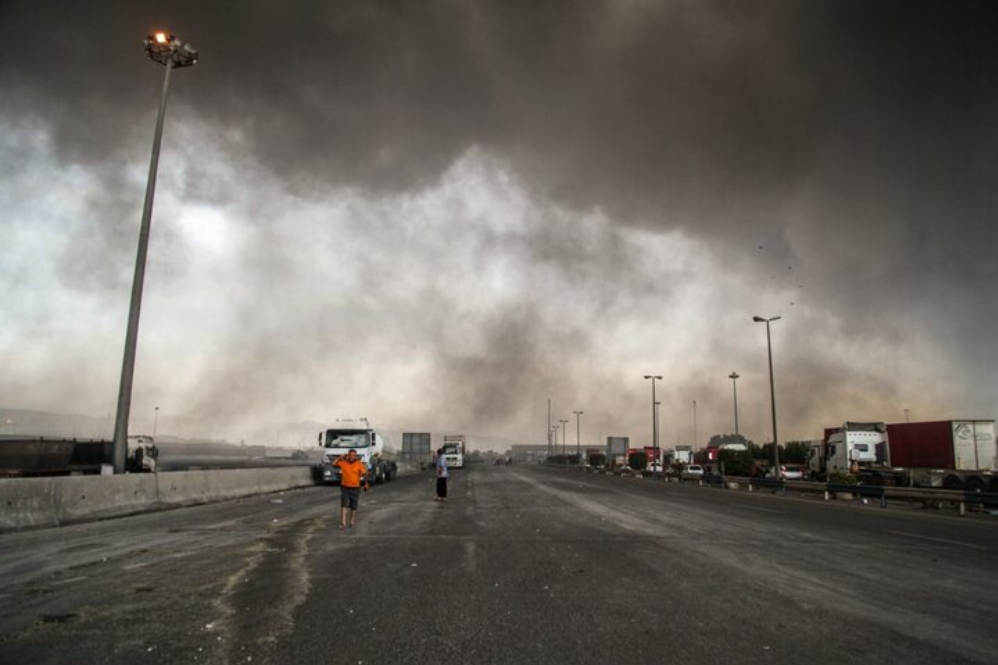 گودال عجیب انفجار در بندر شهید رجایی+ فیلم