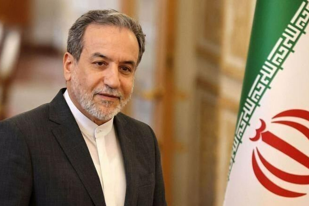 Персидский залив является символом иранской истории и идентичности; Любое его изменение осуждается