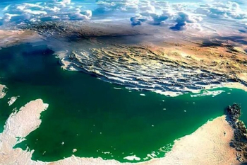 Persian Gulf in Crossfire of Media War: Distortion, a Test of Patience, or Diversion?