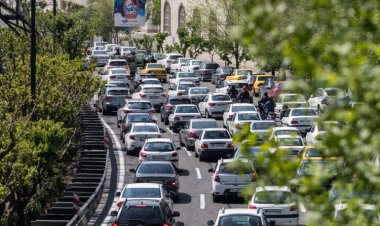 اولین روز کاهش ساعات کاری ادارات چگونه سپری شد؟+ فیلم