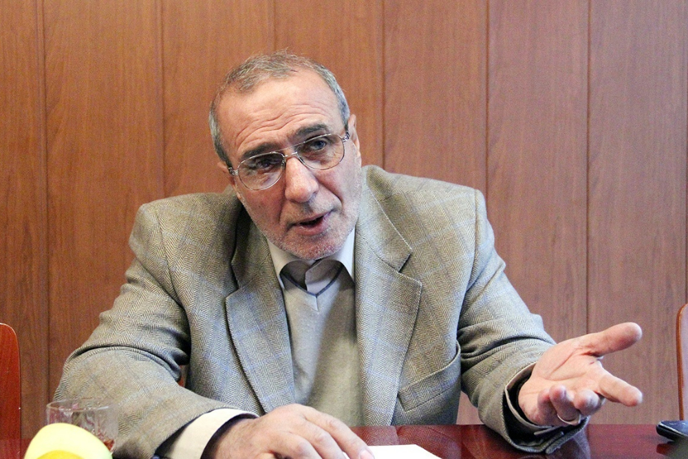 زمان به نفع ما نیست