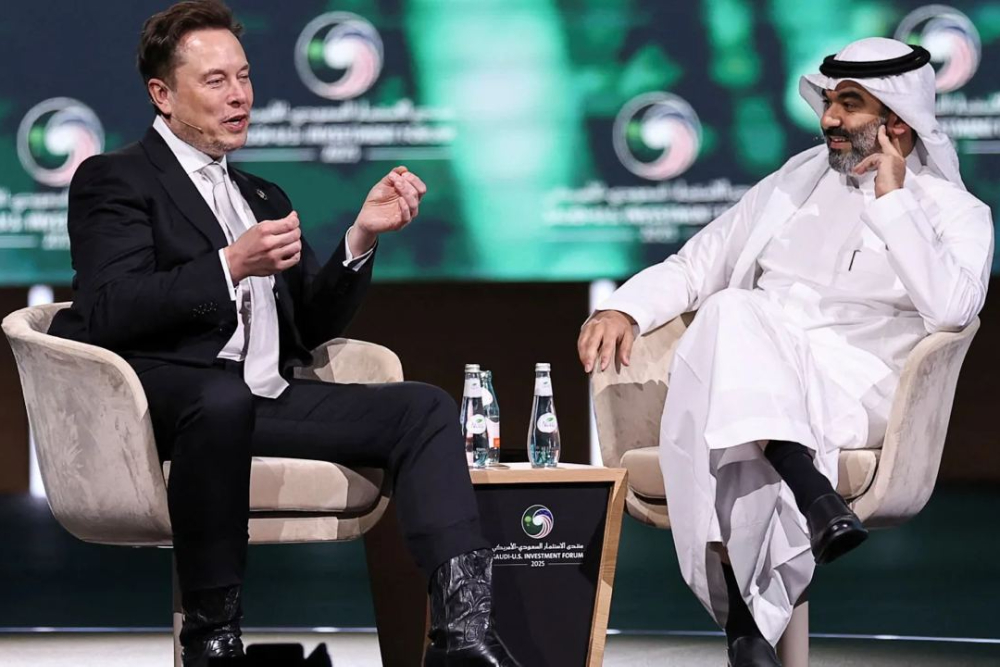 استارلینک وارد عربستان شد؛ اینترنت ماهواره‌ای در دل صحرا