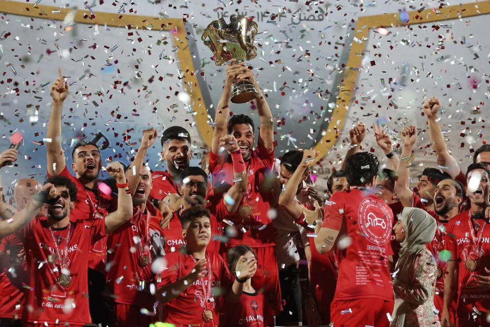 حال و هوای جذاب یادگار امام پیش از شروع جشن / ترافیک شدید در راه منتهی به ورزشگاه + فیل