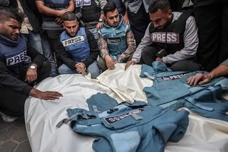 خبرنگارانی که با خونشان، فریاد «آزادی» نوشتند