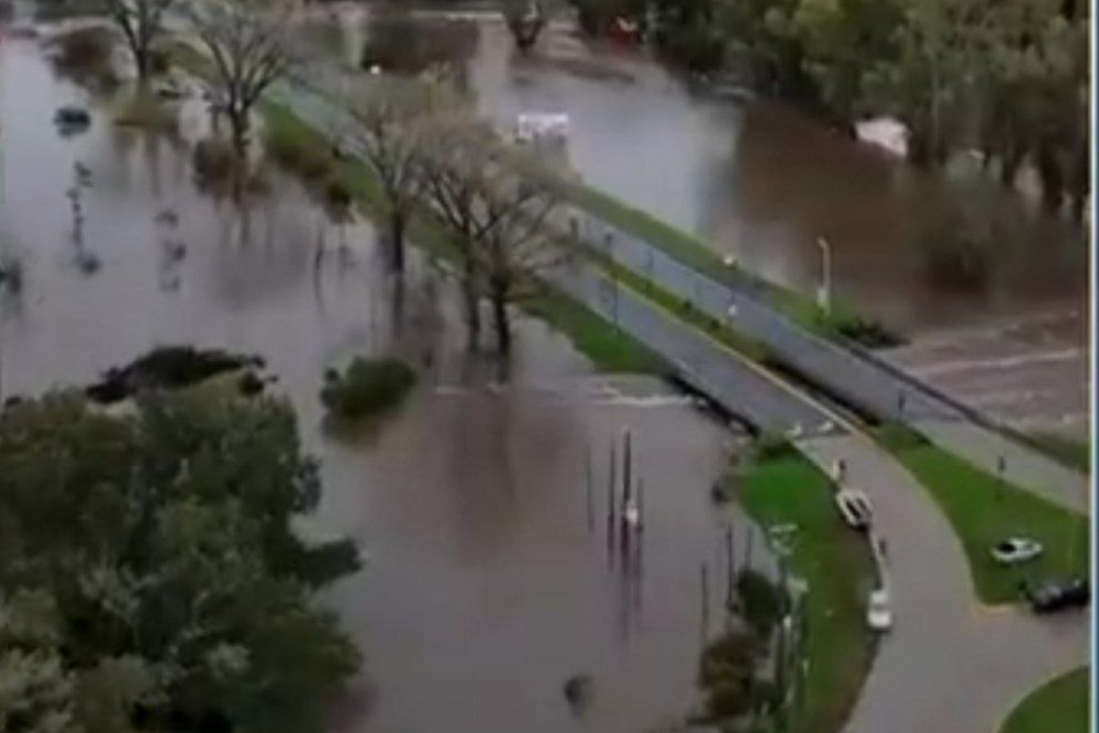 سیل در دل زمین حاصلخیز + فیلم