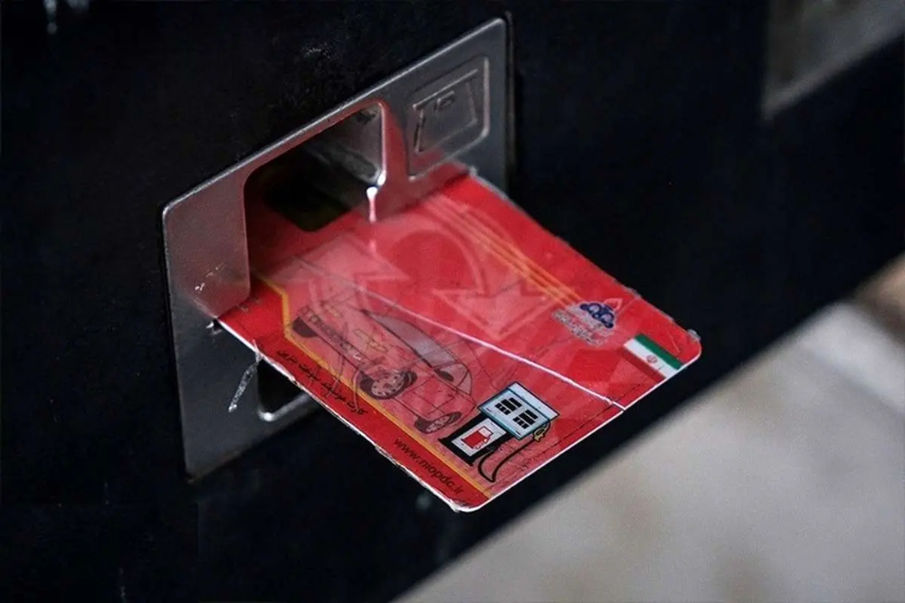 فرصت دوباره برای بیمه‌نشده‌ها؛ کارت سوخت فعلاً فعال می‌ماند