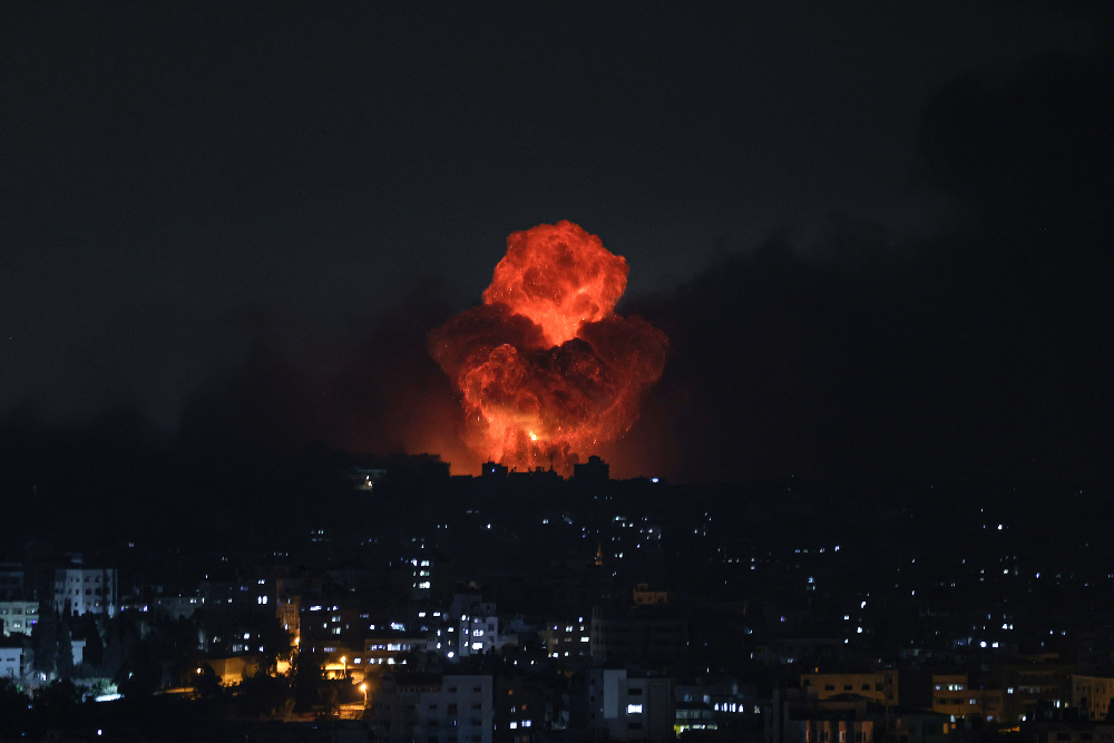 شبیخون نیمه‌شب به آوارگان؛ کودکان در خواب سوختند+فیلم