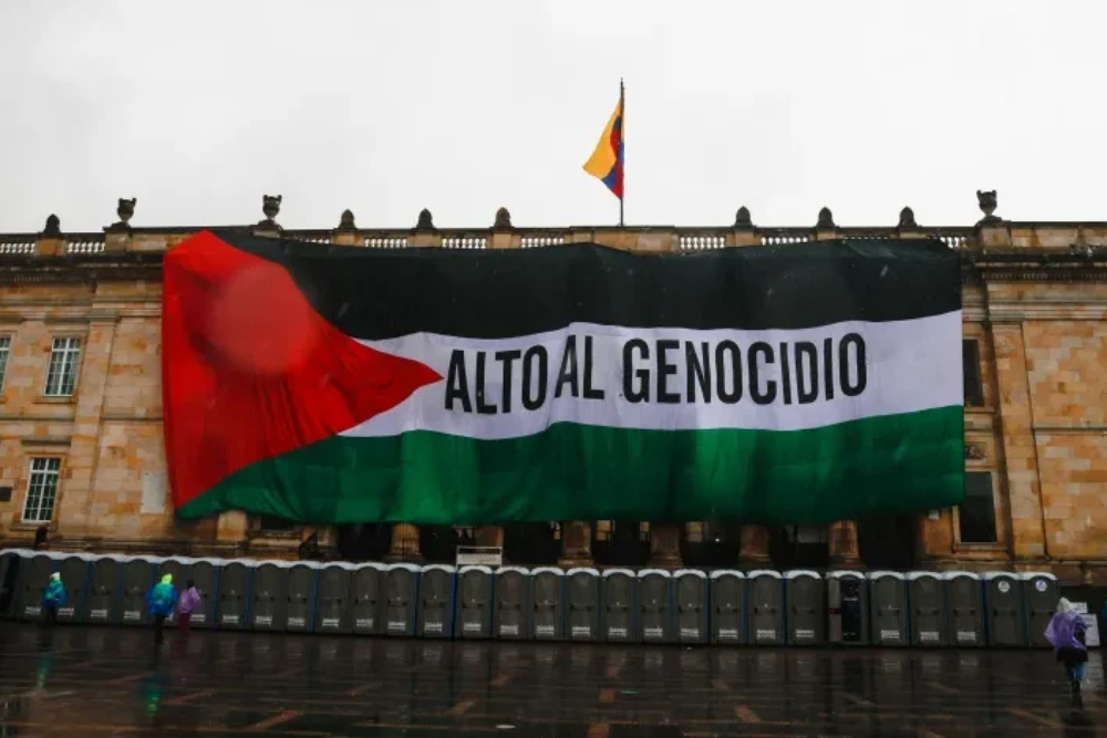 קולומביה ממנה את שגרירה הראשון בפלסטין