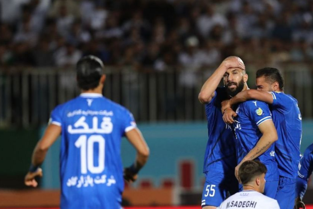 حاشیه های قهرمانی استقلال در جام حذفی همچنان ادامه دارد