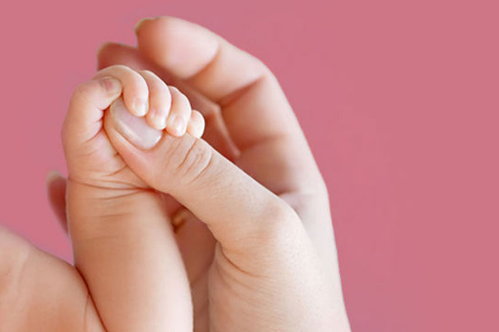 جزییات حقوق ایام بارداری مادران در سال 1404