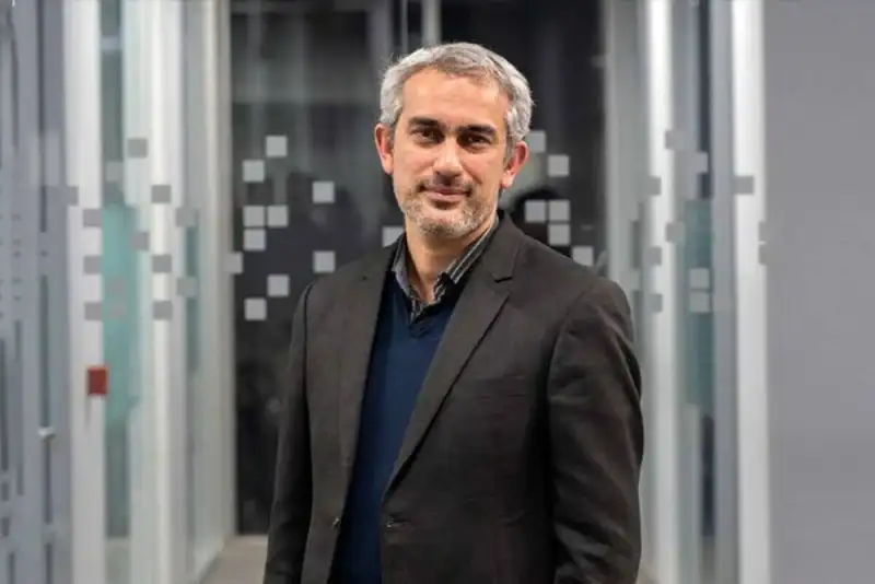 مدنی‌زاده وزیر اقتصاد شد