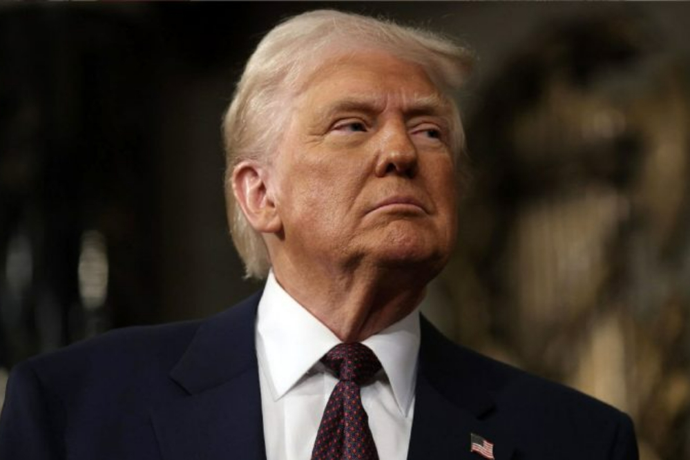 کاخ سفید سخنان ترامپ را تکذیب کرد: منظور از تخلیه تهران فشار بر ایران برای مذاکره بود