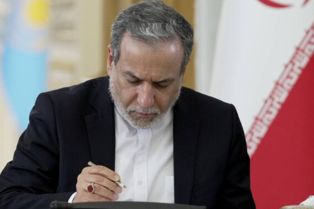 Ложные заявления Гросси о сокрытии урана в Исфахане и резкая реакция министра иностранных дел Ирана