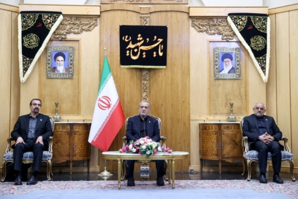 Пезешкиан: Все присутствующие на ECO осудили действия сионистского режима