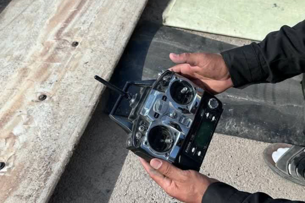 تصاویری از  لاشه و قطعات پهپادهای رژیم صهیونیستی در شهرک صنعتی پرند