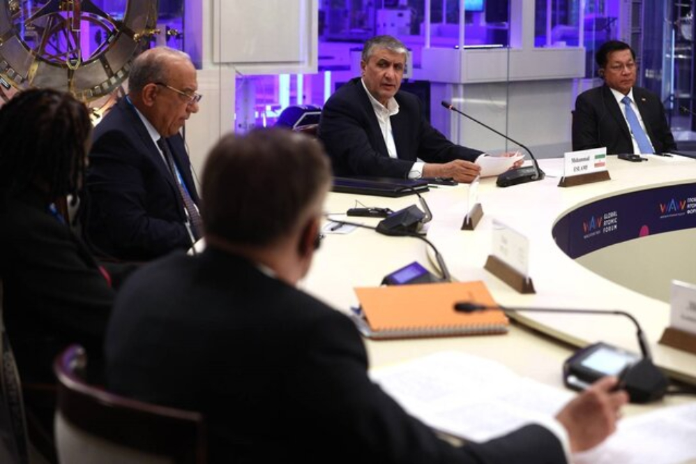 伊斯拉米：伊朗致力于互动，但西方却选择对抗