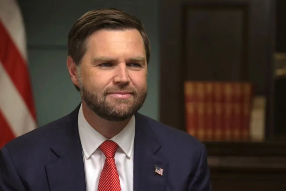 معاون رئیس‌جمهور آمریکا: آتش‌بس برقرار است و ما در حال مذاکره با ایران هستیم