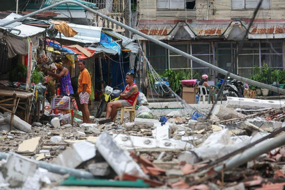 افزایش شمار قربانیان زلزله مرگبار فیلیپین به 69 نفر