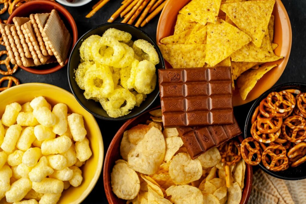 چه مواد غذایی را سالمندان نباید بخورند؟