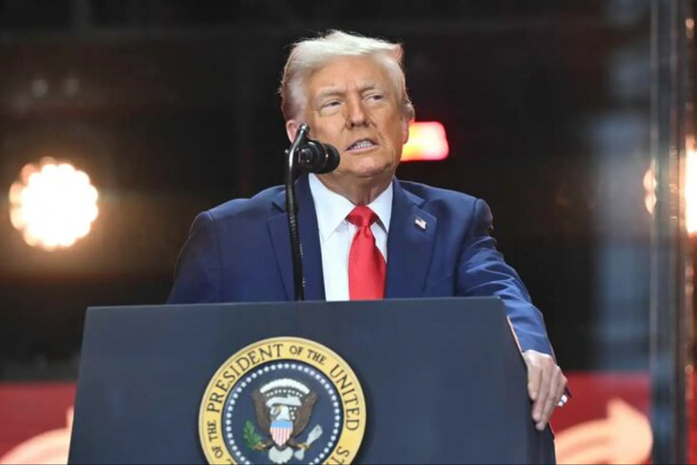 Трамп: подписан первый этап прекращения огня; Axios: война в Газе окончена