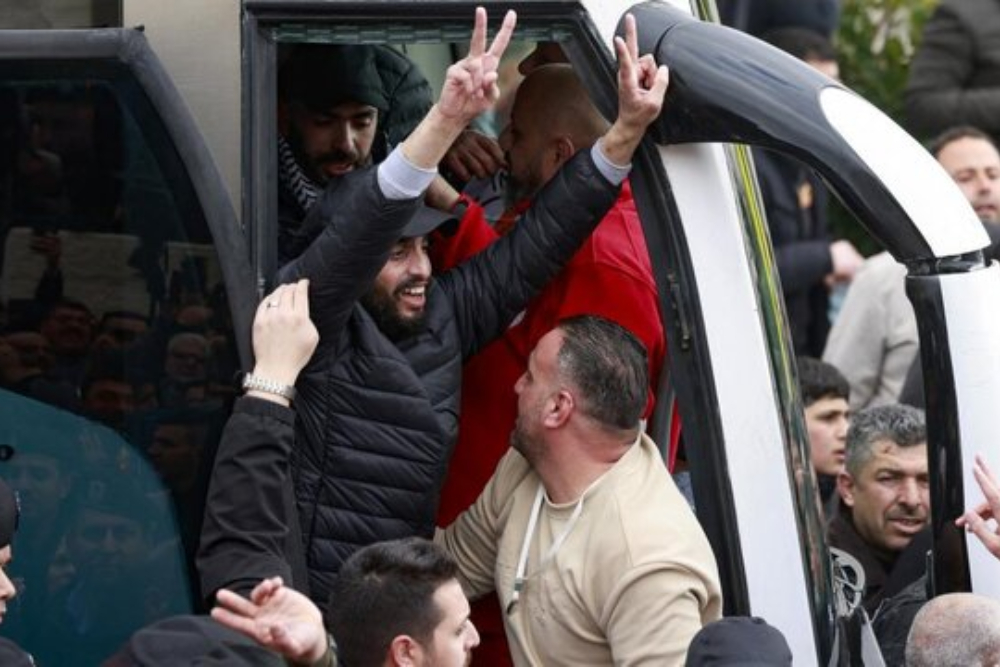 در تبادل اسرا چند فلسطینی آزاد شدند؟