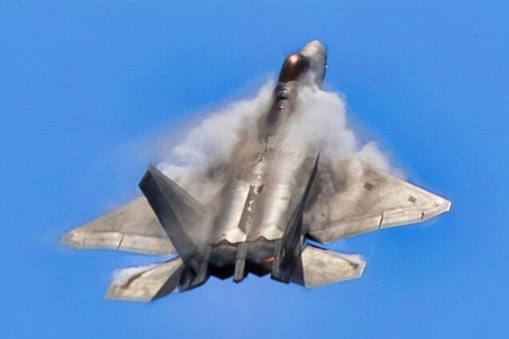 چین به شکار جنگنده‌های رادارگریز آمریکا می‌رود