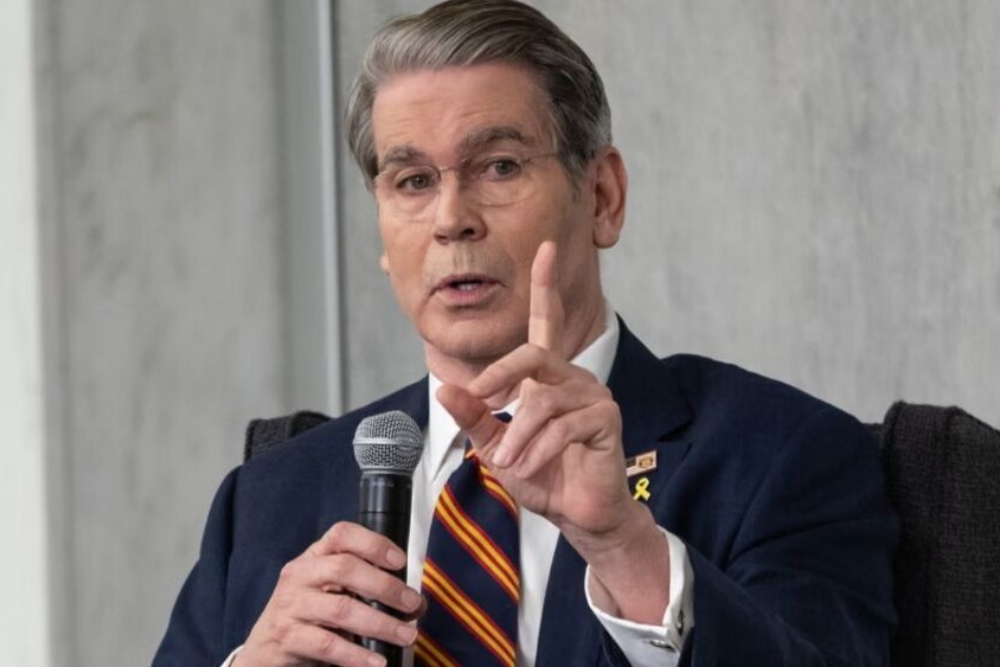 چین به اقتصاد جهانی ضربه می زند