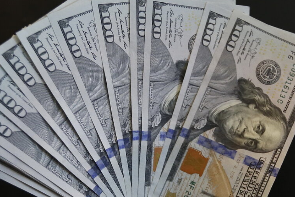 بدهی عمومی آمریکا به 37.9 تریلیون دلار رسید