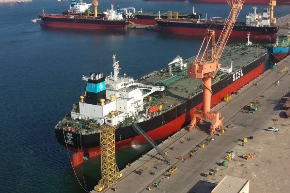 اولین کشتی باری  از مسیر «جاده ابریشم قطبی» به مقصد رسید