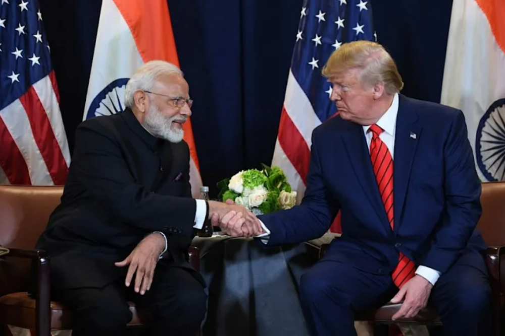 هند در صورت ادامه خرید نفت باید همچنان تعرفه‌های سنگینی بپردازد