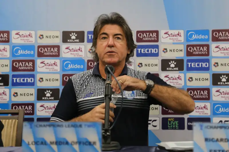 ساپینتو:کسی درباره قطع همکاری با من صحبت نکرده است