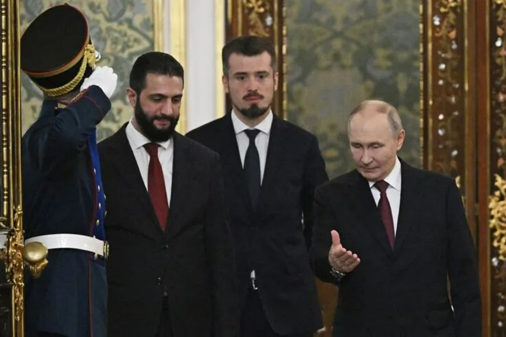 الشرق: مسکو برای حفظ پایگاه‌های نظامی، دمشق را برای خود نگاه می‌دارد