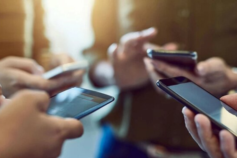 افزایش رسمی تعرفه پیامک و مکالمه تلفن همراه+ قیمت ها