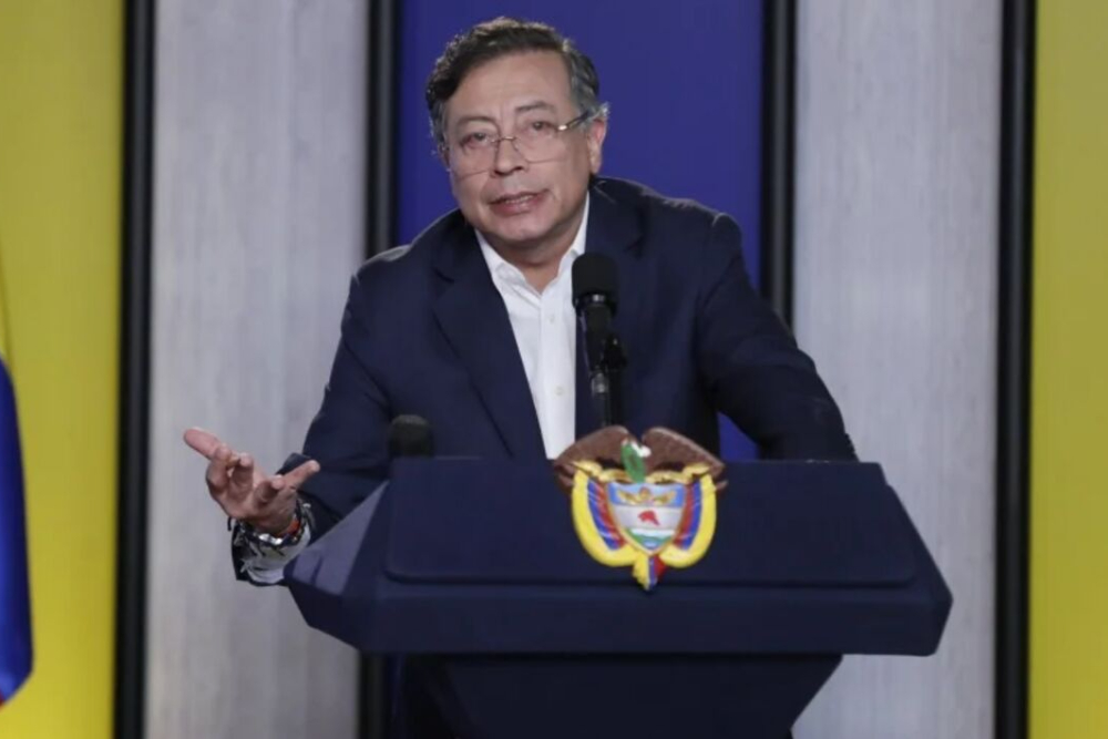 انتقاد شدید رئیس‌جمهور کلمبیا از تحرکات نظامی آمریکا در دریای کارائیب