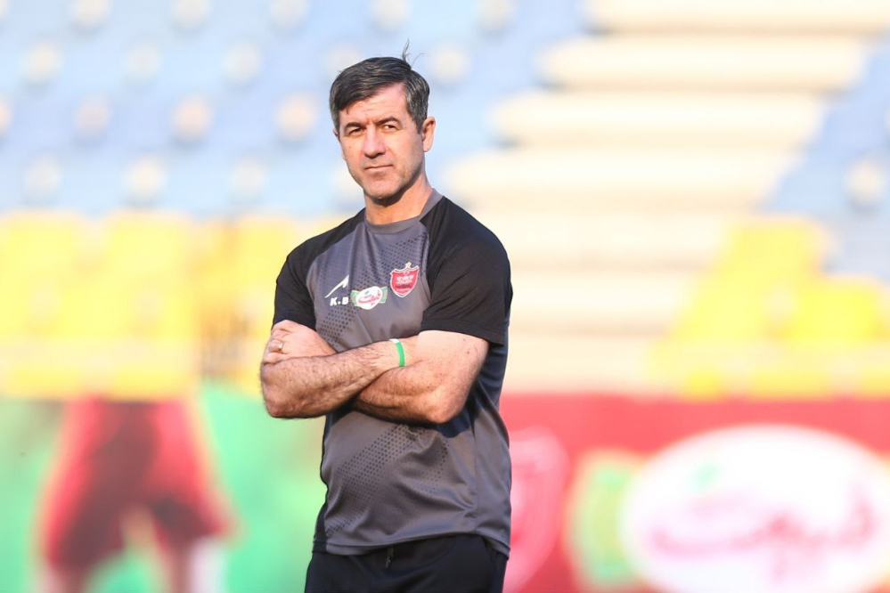 کریم باقری سرمربی سرخ‌ها برابر تراکتور