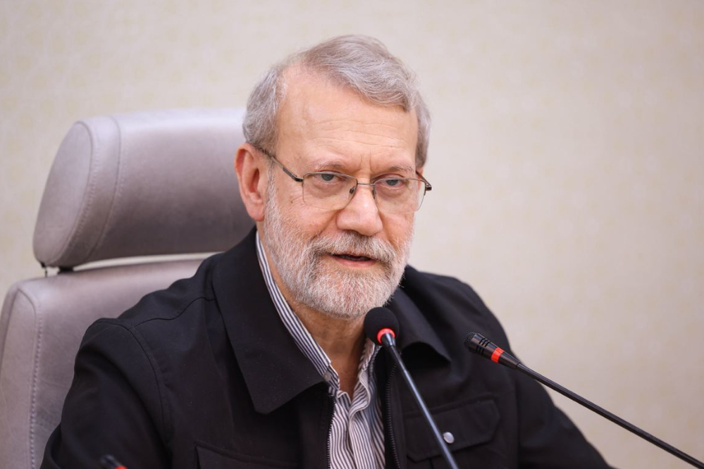 لاریجانی: خواسته‌های آمریکا ته ندارد؛ باید مقاومت ملی شکل گیرد