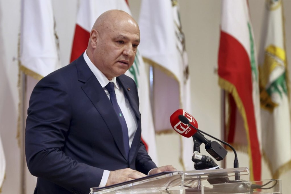 عون: اسرائیل باید از نقاط اشغال شده عقب نشینی کند