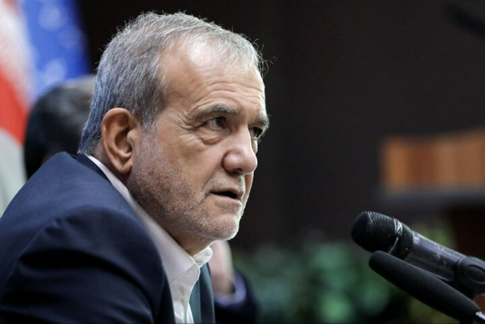 伊朗总统：对于建设伊朗的未来而言，没有哪个机构比学校更重要