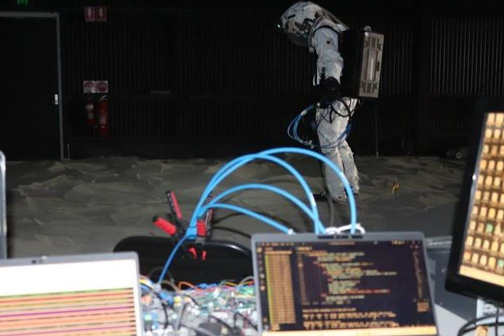 پیرا لباس چالش دیرینه فضانوردان را حل می کند