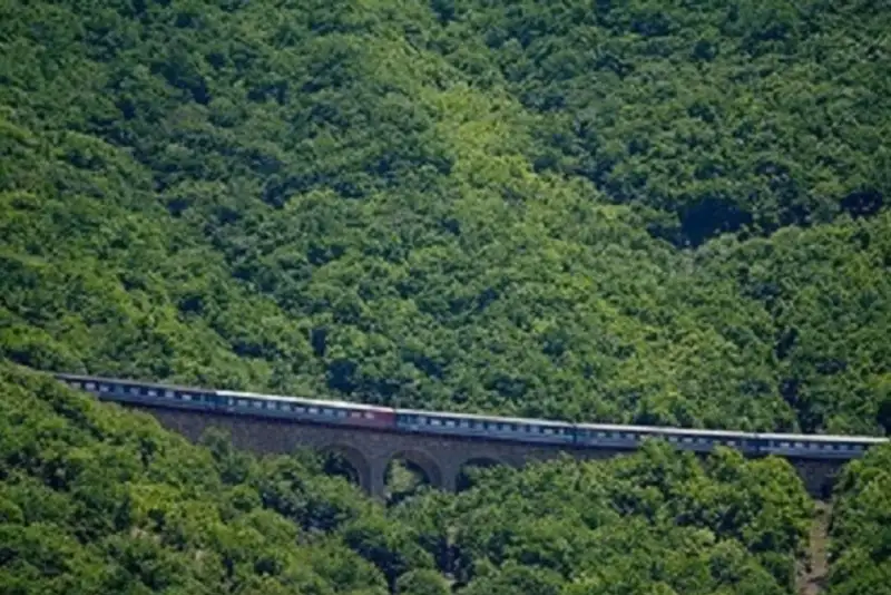 آغاز شمارش معکوس اجرای راه‌آهن رشت-آستارا