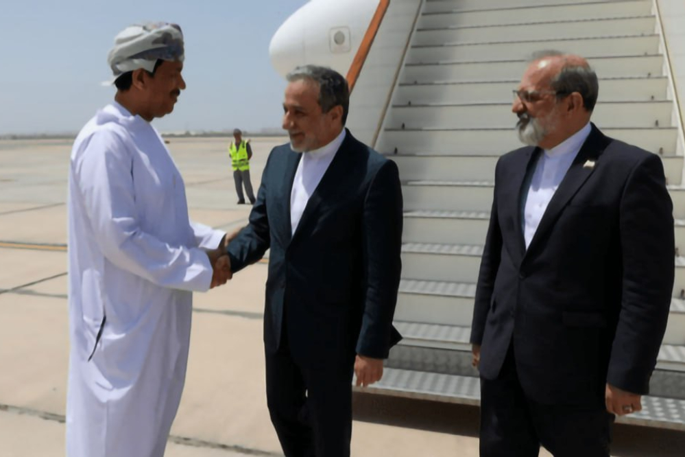 伊朗和阿曼外长在马斯喀特举行磋商