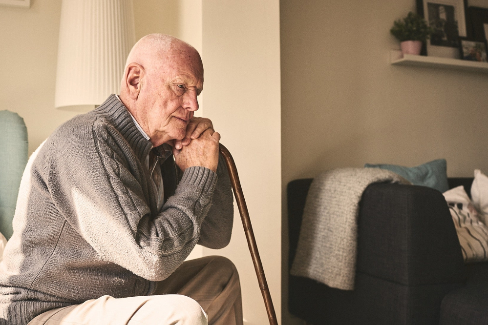 غذا خوردن در تنهایی سلامت سالمندان را به خطر می‌اندازد