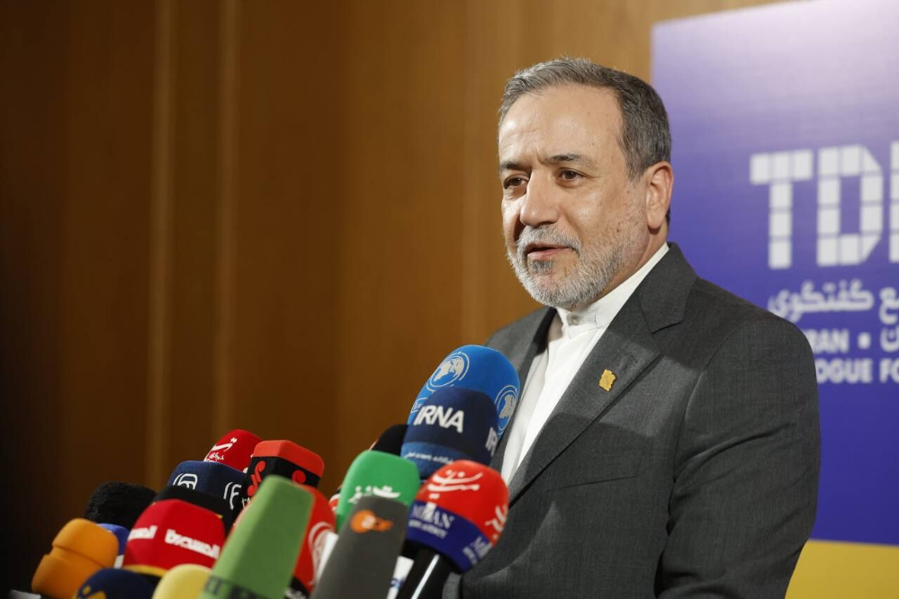 阿拉格奇：我们从未退出外交舞台，但谈判有其自身的规则