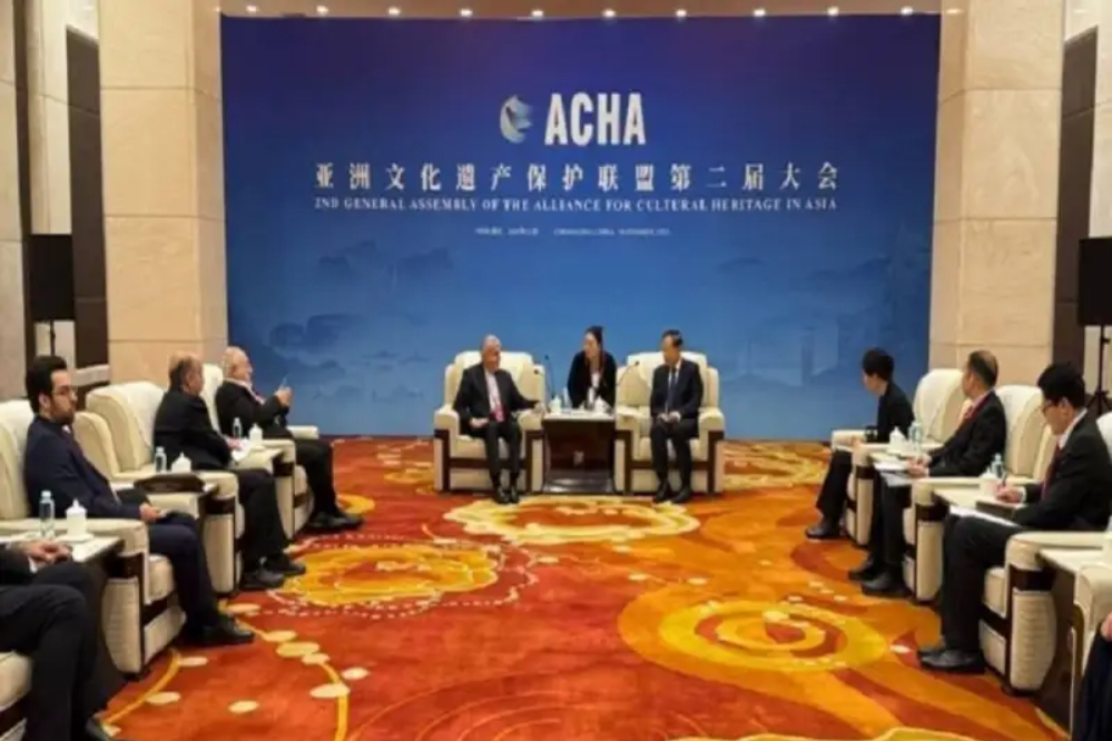 伊朗总统致中国贺电，强调加强旅游和手工艺品领域的合作