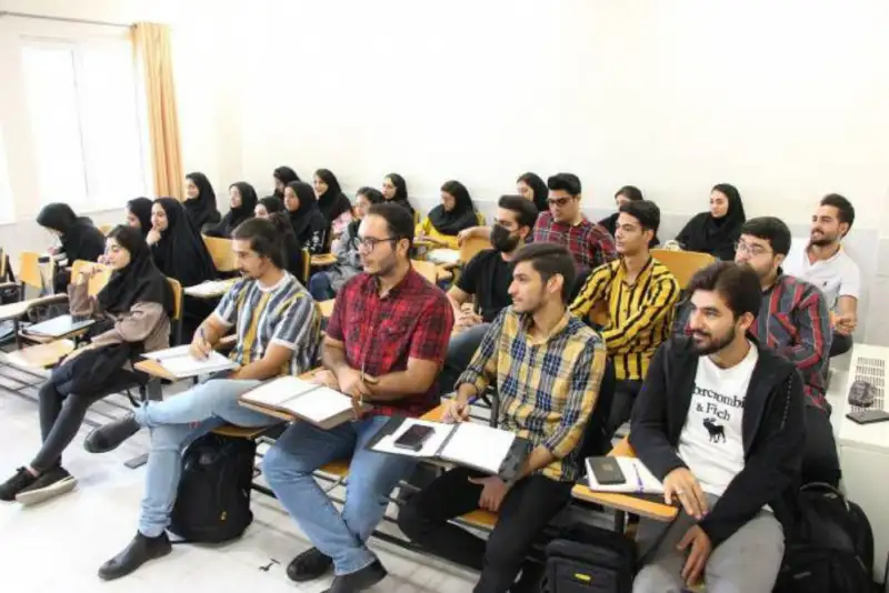 تعویق مهلت ثبت نمرات نیم‌سال اول دانشجویان