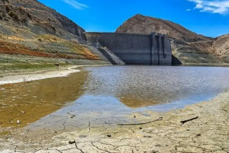 سخنگوی صنعت آب: کشور هنوز از خشکسالی عبور نکرده است